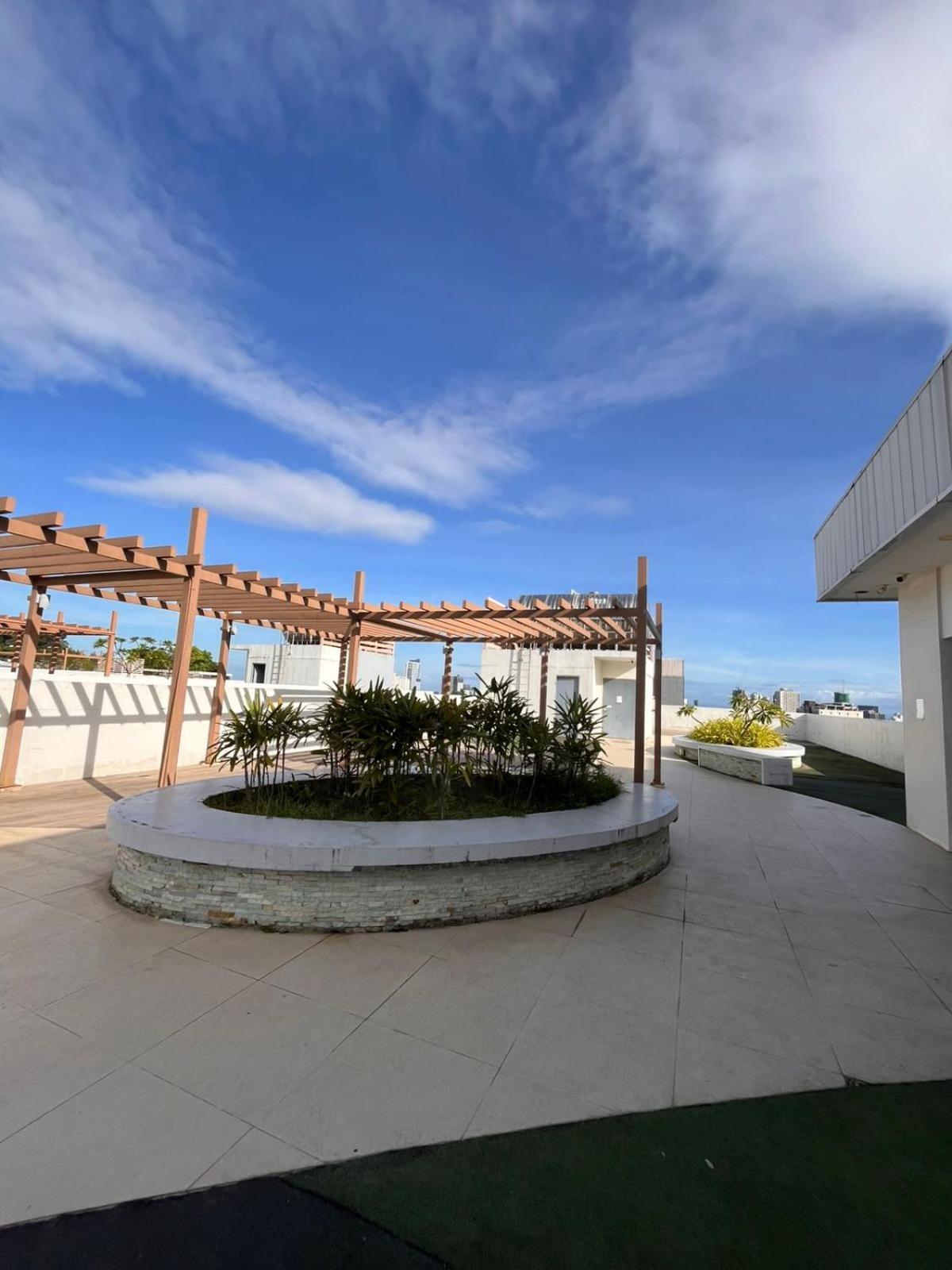 Summum Bonum Bliss - Lahug Aparthotel Cebu Kültér fotó